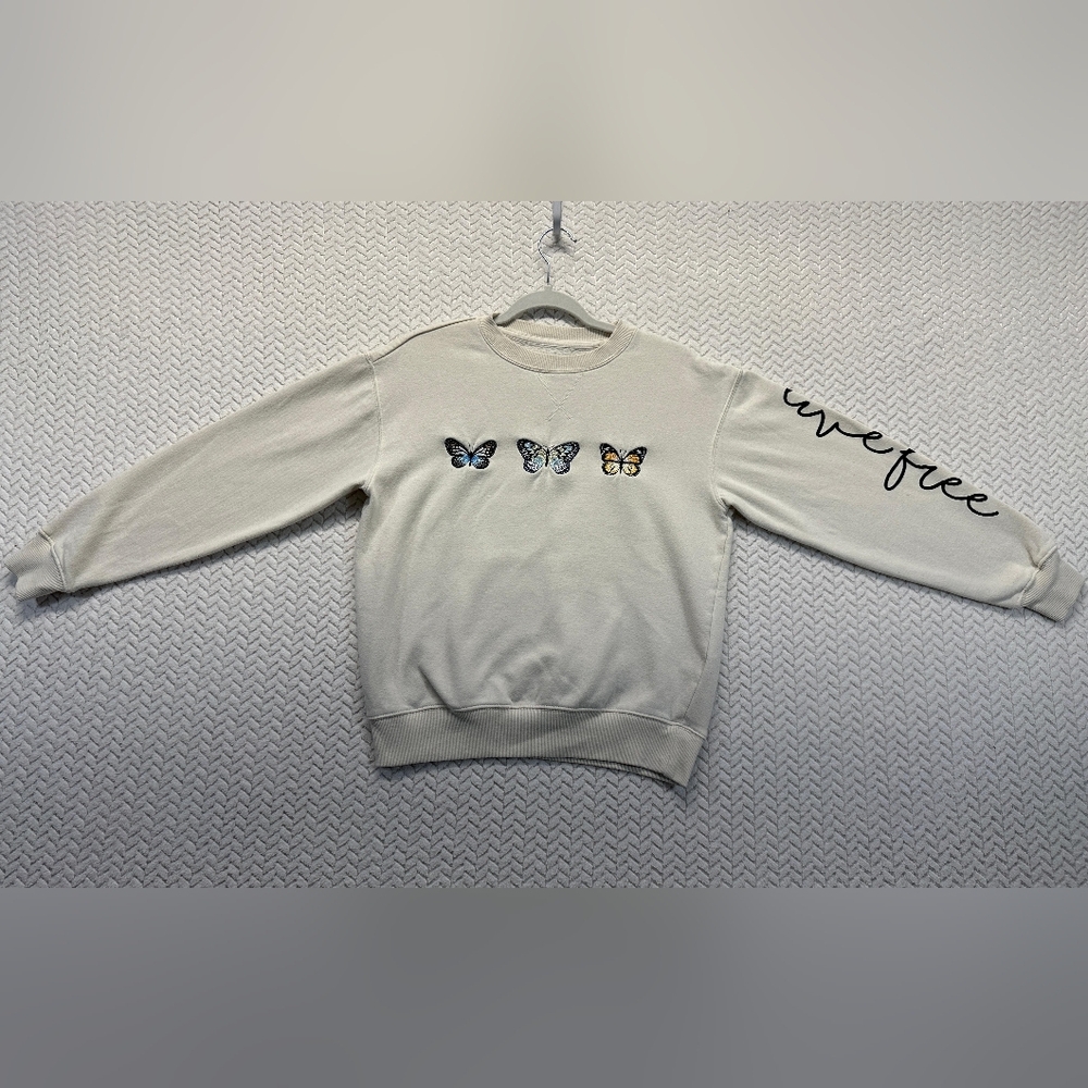SWS Active Boyfriend Crew Live Free Embroidered Butterflies Women's Size Small